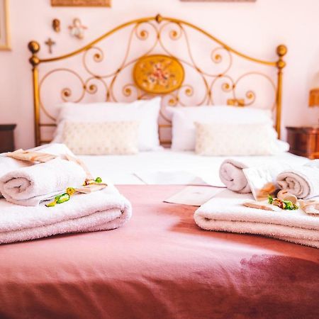 カルロフォルテ Casa Tonina Bed & Breakfast エクステリア 写真